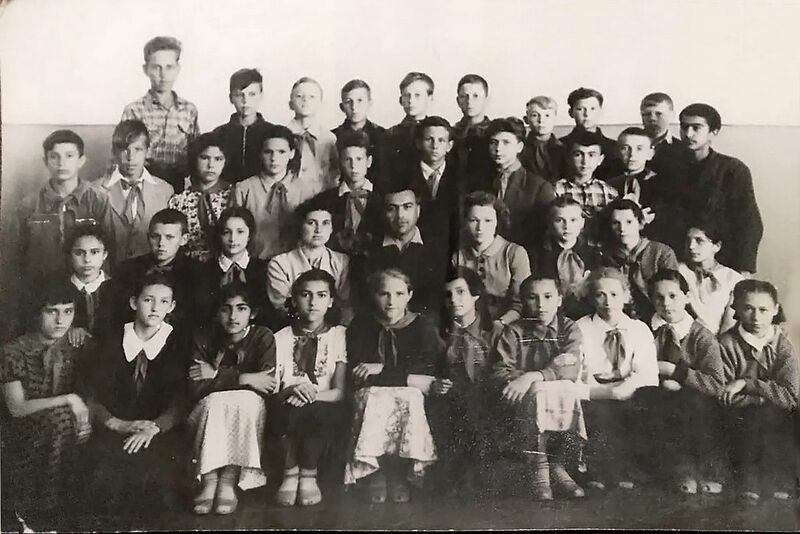 Файл:1960 школа №4 6 класс.jpg