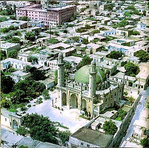 Баку. Мечеть Таза Пир.jpg