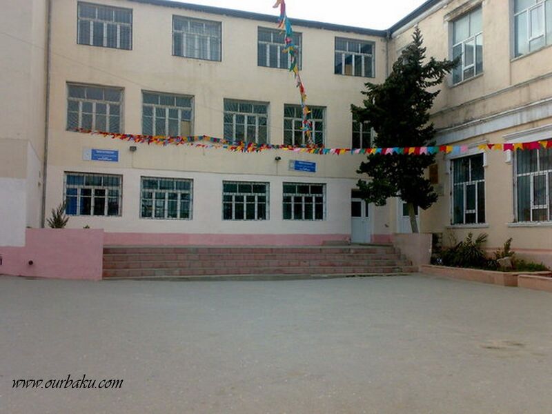 Файл:2009-школа 67 фот.И.Лагутин.jpg