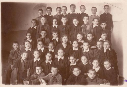 Ronin school 8 1955 56.jpg