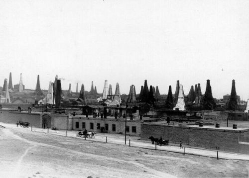 Баку. Перевозка нефти (1905г.) .jpg