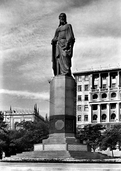 Баку. Памятник Низами. 1958 г..jpg