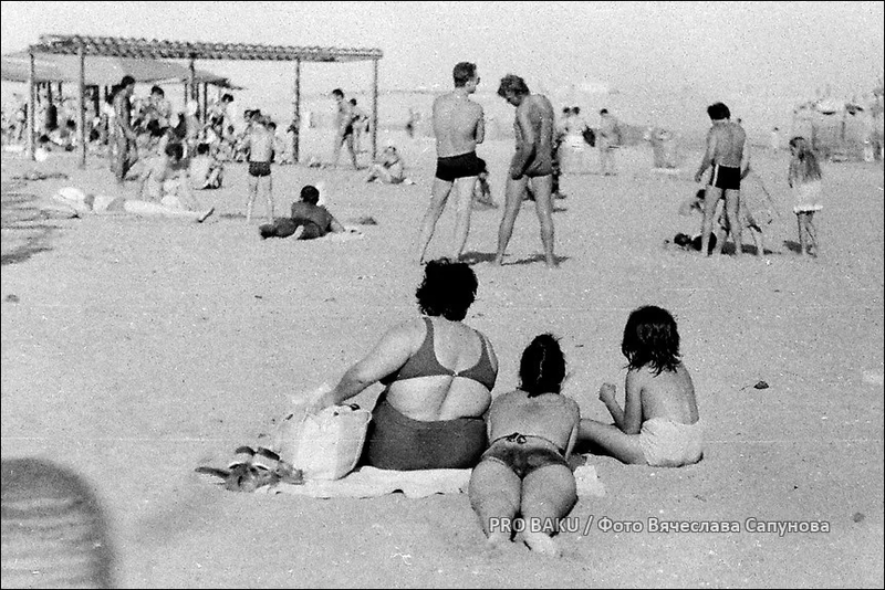 Апшеронский полуостров. Пляж в районе поселке Пиршаги. Середина 1980-х
